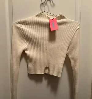 Edikted cropped sweater top thumbnail 1