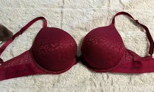 Victoria's Secret PINK Bra thumbnail 1