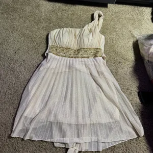 Speechless One Shoulder Gold Beaded Cream Pleated Cocktail Dress‎ Women Small thumbnail 2