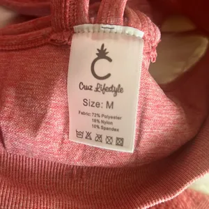 La Cruz pink high-,waisted activewear set New in package thumbnail 12