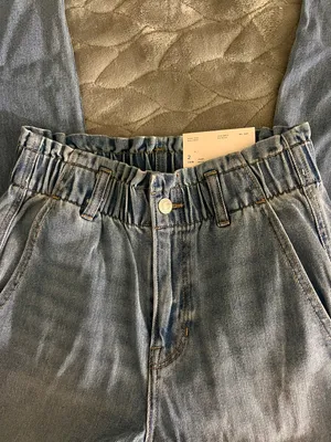 American Eagle Outfitters Mom Jeans thumbnail 2