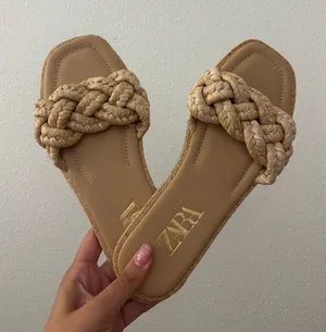 Zara sandals thumbnail 1