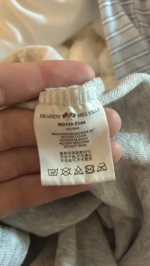 Brandy Melville Top thumbnail 4