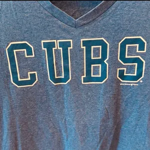 Genuine Merchandise NWT Chicago Cubs Retro Tshirt Vneck Blue White S MLB Baseball thumbnail 2