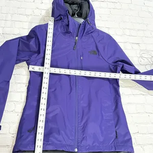 The north face women’s raincoat size small thumbnail 5