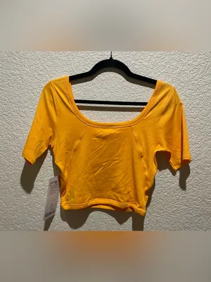Lululemon NWT Ribbed Held Tight Short Sleeve Shirt Crop Top Orange Size 8 thumbnail 2