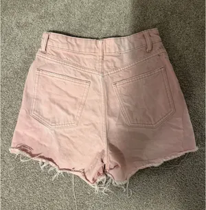 ZARA Light Pink High-Waisted Shorts thumbnail 2