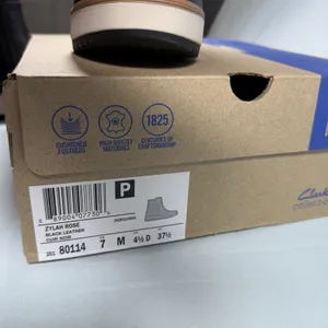 Clarks Collection Size-7M‎ Womens Zylah Rose Chelsea Boot Black Leather thumbnail 3
