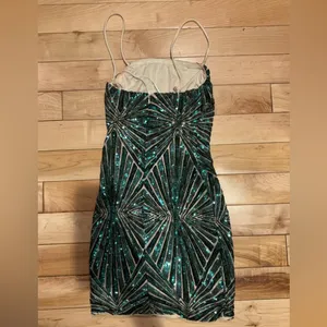 Lulu’S Lost In Your Eyes Teal Sequin Bodycon Mini Dress thumbnail 5