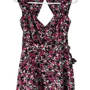 White House Black Market Pink Floral Tiered V Neck Cocktail Party Dress Size 6‎ thumbnail 6