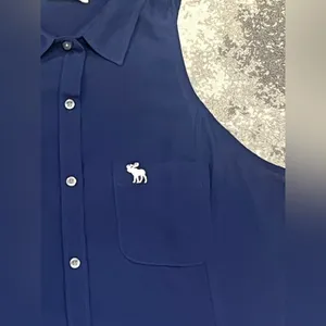 Abercrombie & Fitch navy blue sleeveless button-down top Size S Sheer thumbnail 2