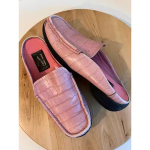 Valencia Y2K Vintage Pink Genuine Leather Square Toe Slide On Mule Loafer Size 8 thumbnail 12