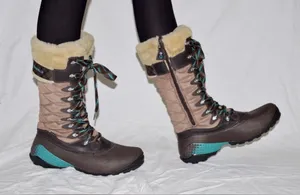 Merrell Women’s Winterbelle Peak Waterproof Boots size 10 thumbnail 1