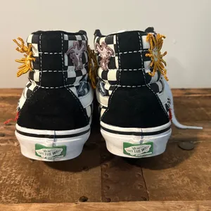 VANS Black and White Checkered High-Top Sneakers/ Skateistan thumbnail 4