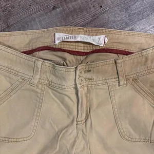 2000s y2k low rise hollister size 7‎ long thumbnail 2