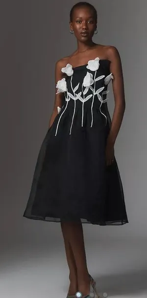 Maeve 3D Floral Strapless Midi Dress – Black & White – XS thumbnail 1