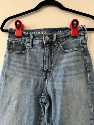 J Crew Classic Straight Light Wash Jeans 25 Minimalist Capsule Wardrobe thumbnail 2