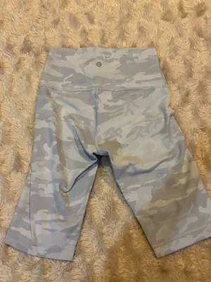 Lululemon Wunder Under gray/white camo high rise long biker shorts size 4 thumbnail 2