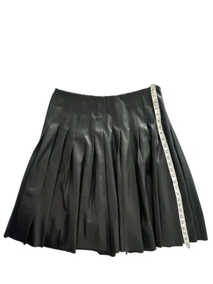 Womens Black Pleated Midi Skirt - Classic Chic thumbnail 3