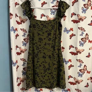 SheIn Velvet floral Ruched Bust Tie Front Ruffle sleeve dress thumbnail 2