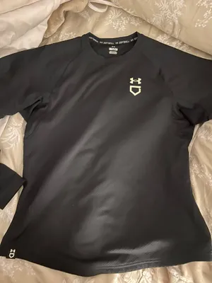 Under Armour softball long sleeve shirt thumbnail 3