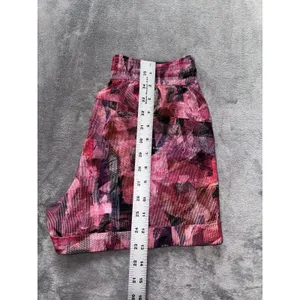 LULULEMON Spring‎ Break Away Breakaway Shorts II  Size 4 thumbnail 8