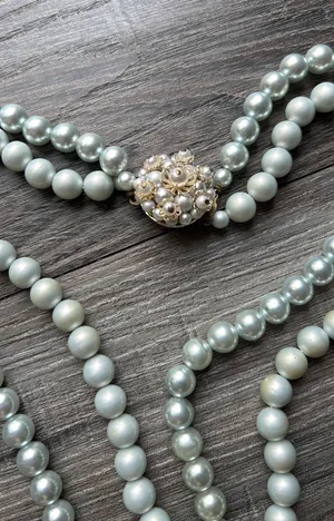 Antique Necklace thumbnail 2