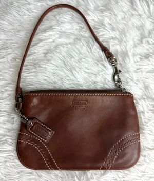 y2k COACH Leatherware Brown Wristlet thumbnail 1