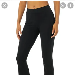Alo Yoga Black High Waist 7/8 Flutter Legging thumbnail 2