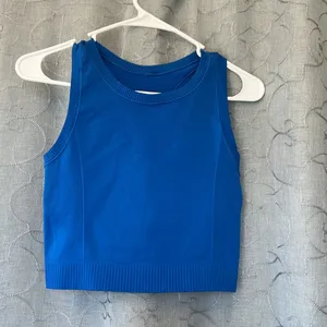 OLD NAVY ACTIVE  Tank Top NWOT thumbnail 3