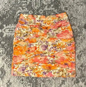 ZARA Skirt thumbnail 1