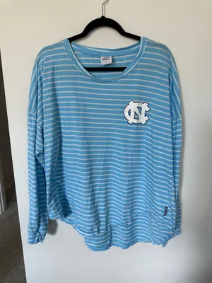 UNC The Vintage Shop Vintage Tar Heels Crewneck thumbnail 1