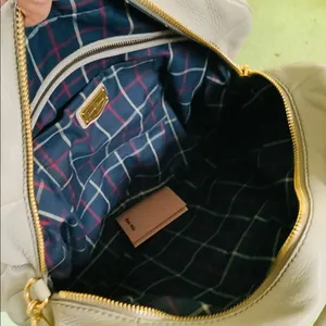 Authentic MIU MIU leather bag 🌹🌹🌹 thumbnail 9