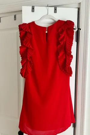 Red Lulus Ruffle Mini Dress Size Medium thumbnail 3