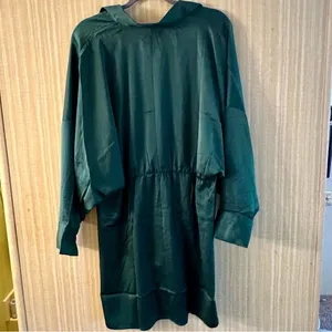 $75 NWOT H&M long sleeve emerald green satin dress L thumbnail 9