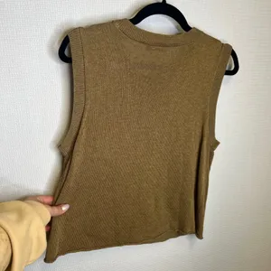 Zara Womens Brown Knit Crew Neck Sleeveless Sweater Vest Small thumbnail 2