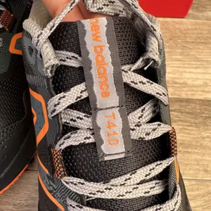 New Balance Men 8, Women 9.5 WIDE 4E Black Orange Sneakers 410v8 Low Trail Shoes thumbnail 3