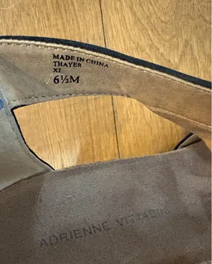 Adrienne Vittadini Black Wedge Sandals 6.5 thumbnail 3