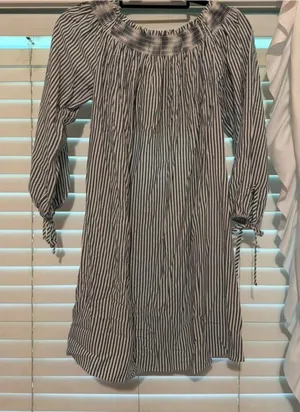 Dress Gray Size L thumbnail 1