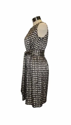 Banana Republic Sleeveless Pleated Fit and Flare Dress thumbnail 2