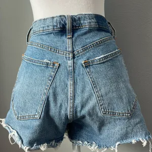 Curve Love Abercrombie & Fitch Crossover Waist High Rise Mom Shorts thumbnail 6