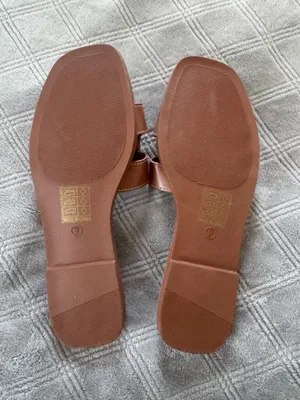 Women's Brown slides size 9 thumbnail 2
