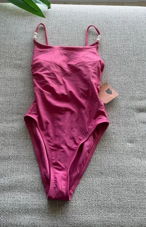 Shade & Shore‎ Pink High Leg Cheeky One Piece Swimsuit Size S 4-6 thumbnail 1
