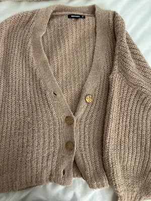 Missguided Cardigan thumbnail 1