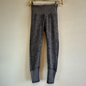 Alo Yoga Alosoft Lounge Leggings Grey Athletic Athleisure Size X-Small thumbnail 5