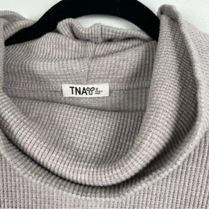 Aritzia TNA‎ Thermal Cowl Neck Tee Gray Sz S thumbnail 5