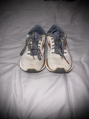Brooks Women's Revel 3 Running Shoes Sz 6.5 thumbnail 3