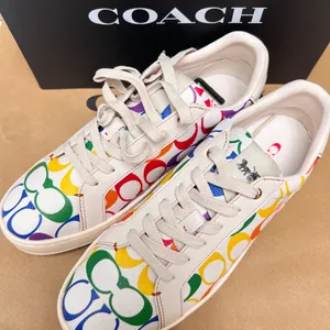 coach Clip Low Top Sneaker In Rainbow Signature Canvas CI898 FOR MEN thumbnail 1