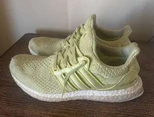Adidas Ultraboost Shoes thumbnail 1