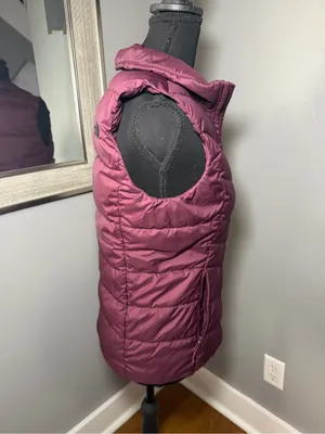The North Face 550 Fill Goose Down Puffer Vest Plum Quilted XS thumbnail 8